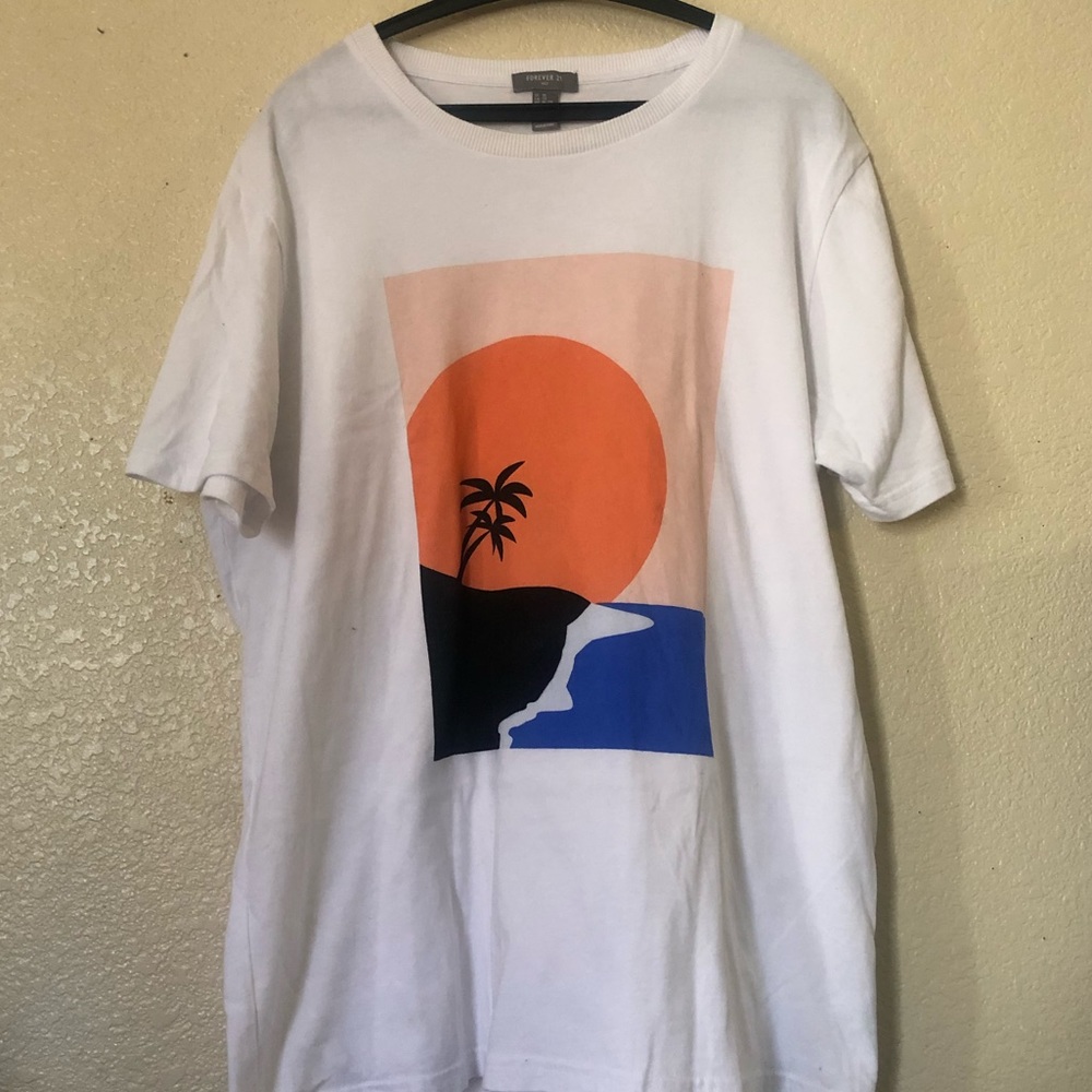 Forever21 Men's XL White Graphic Tee